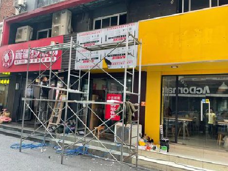 三门峡制作广告招牌如何避免它发黄？